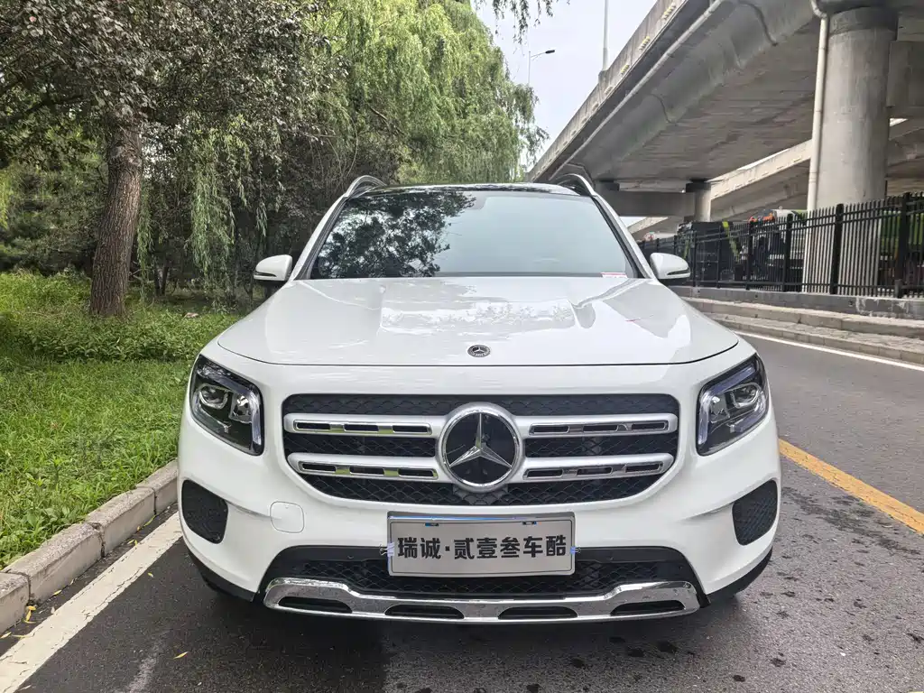 Mercedes-Benz GLB 2023 GLB 220