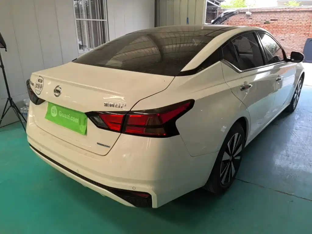 Nissan Teana — миниатюра 7