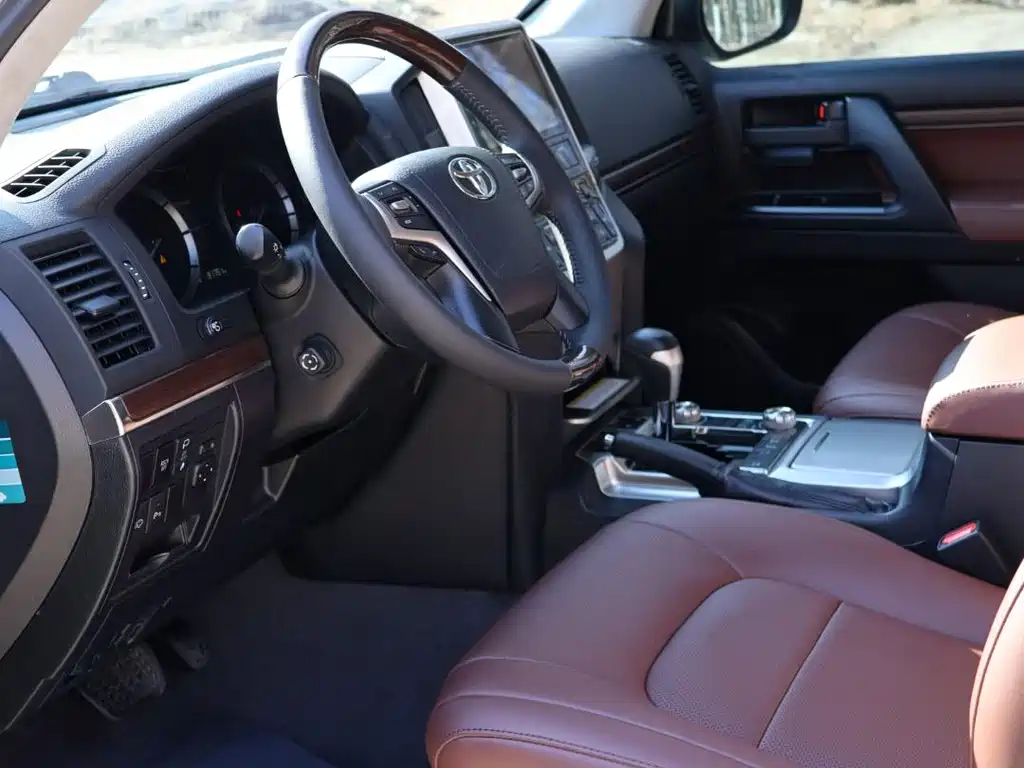 Toyota Land Cruiser 2018 5.7L VX-R