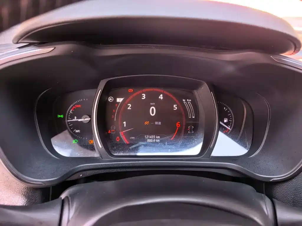 Renault Kadjar — миниатюра 12