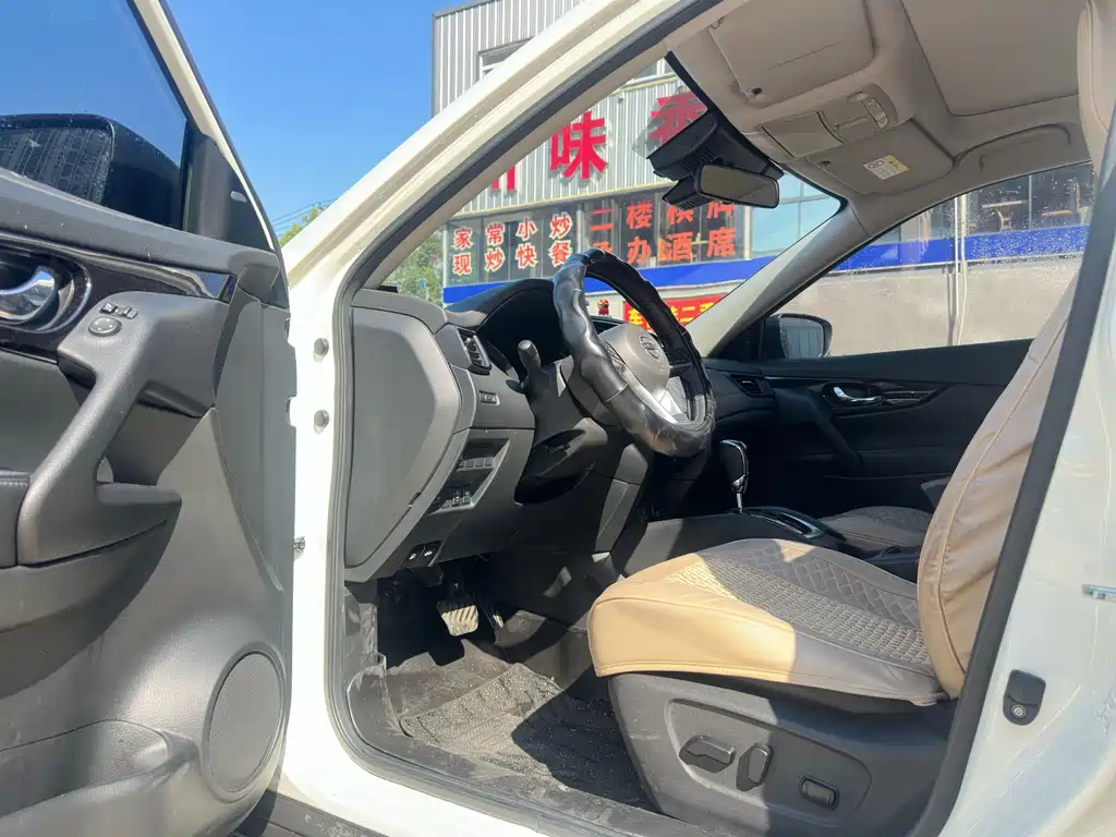 Nissan X-Trail — миниатюра 5