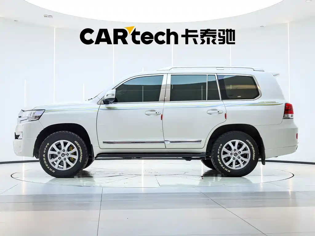 Toyota Land Cruiser — миниатюра 7