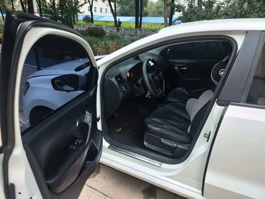 Volkswagen Polo — миниатюра 14