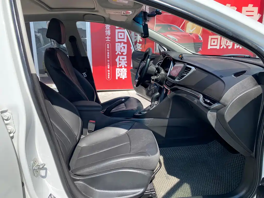 Buick Excelle — миниатюра 10