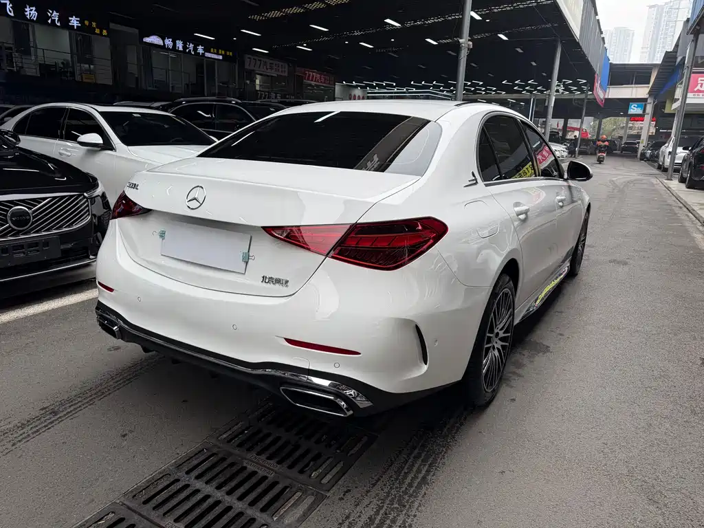 MERCEDES-BENZ C CLASS