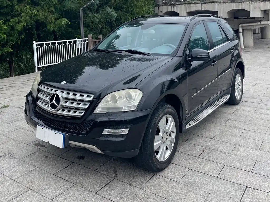 Mercedes-Benz M-Class