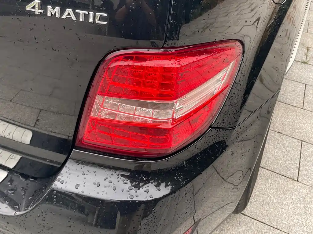 Mercedes-Benz M-Class — миниатюра 6
