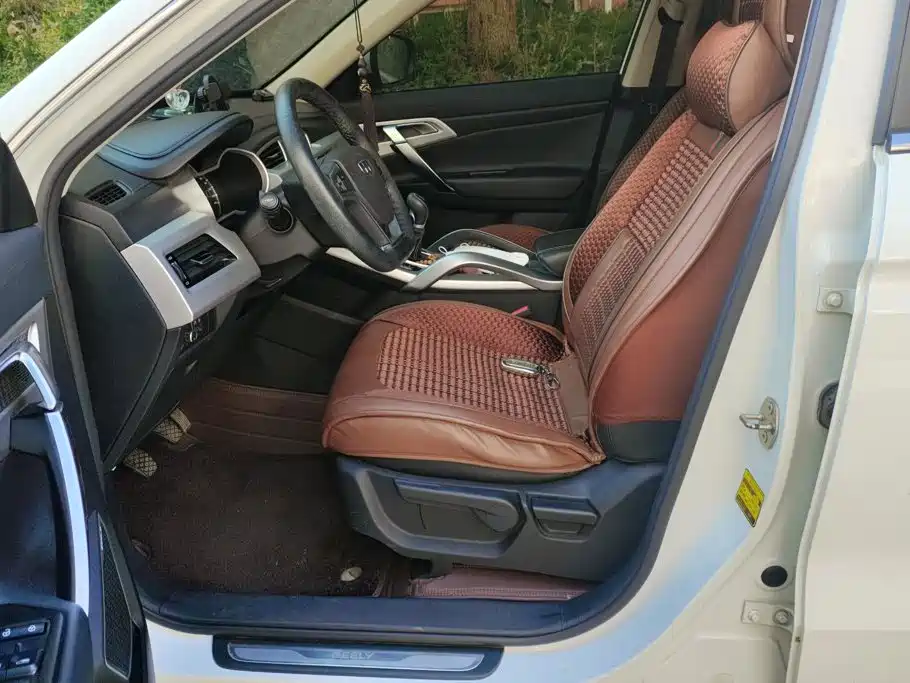 Geely Boyue — миниатюра 9