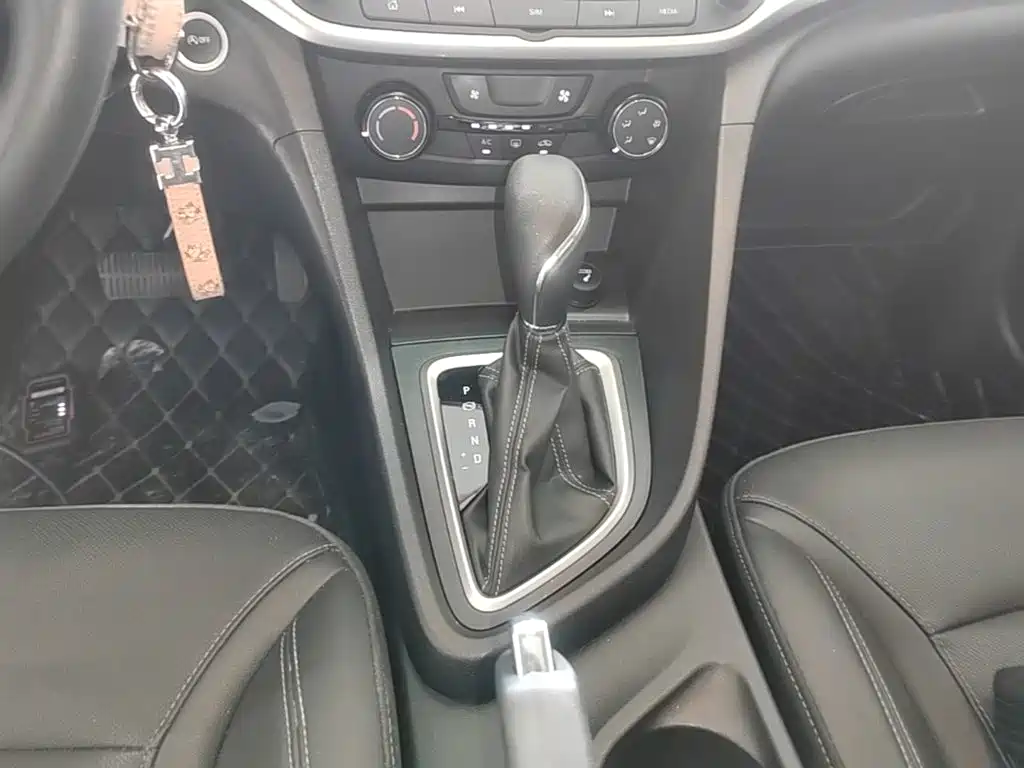 Buick Excelle — миниатюра 14
