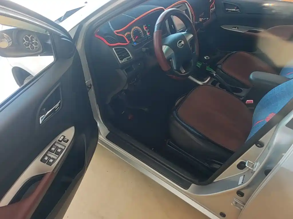 BYD F3 — миниатюра 16