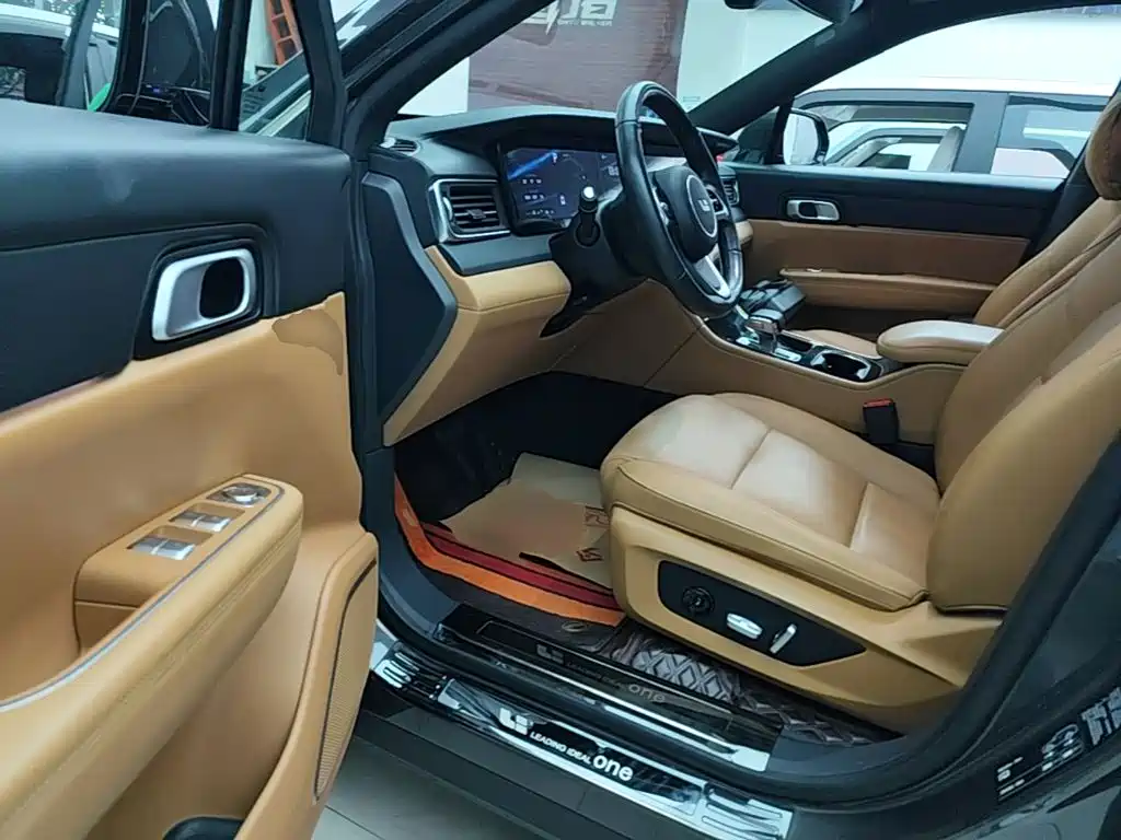 Li Auto Li ONE — миниатюра 16