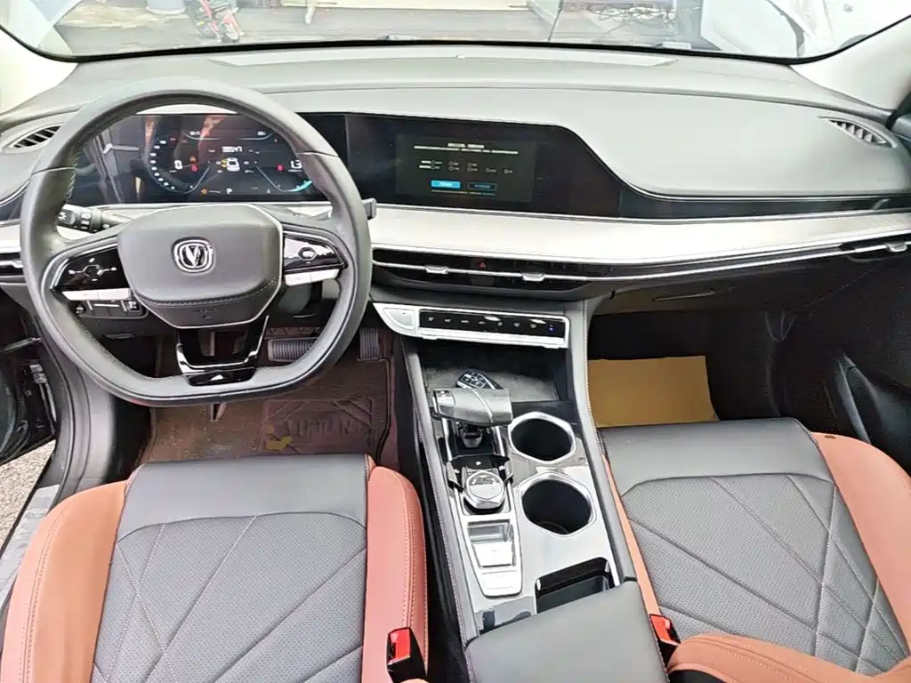 Changan Eado — миниатюра 10