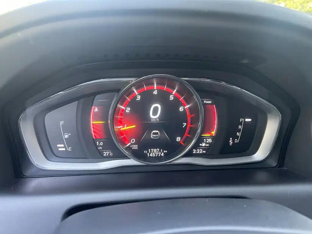 Volvo XC60 — миниатюра 10
