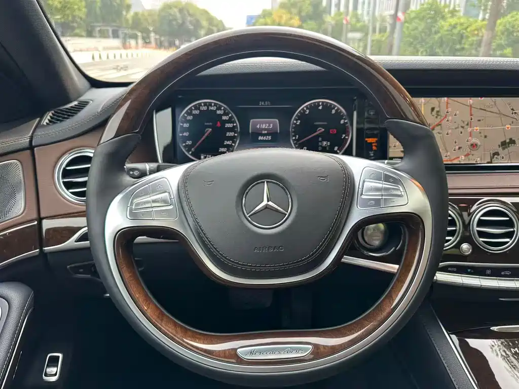 Mercedes-Benz S-Class — миниатюра 19