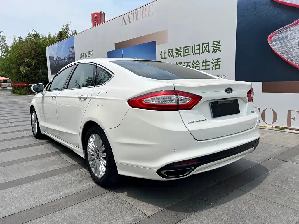 Ford Mondeo — миниатюра 5