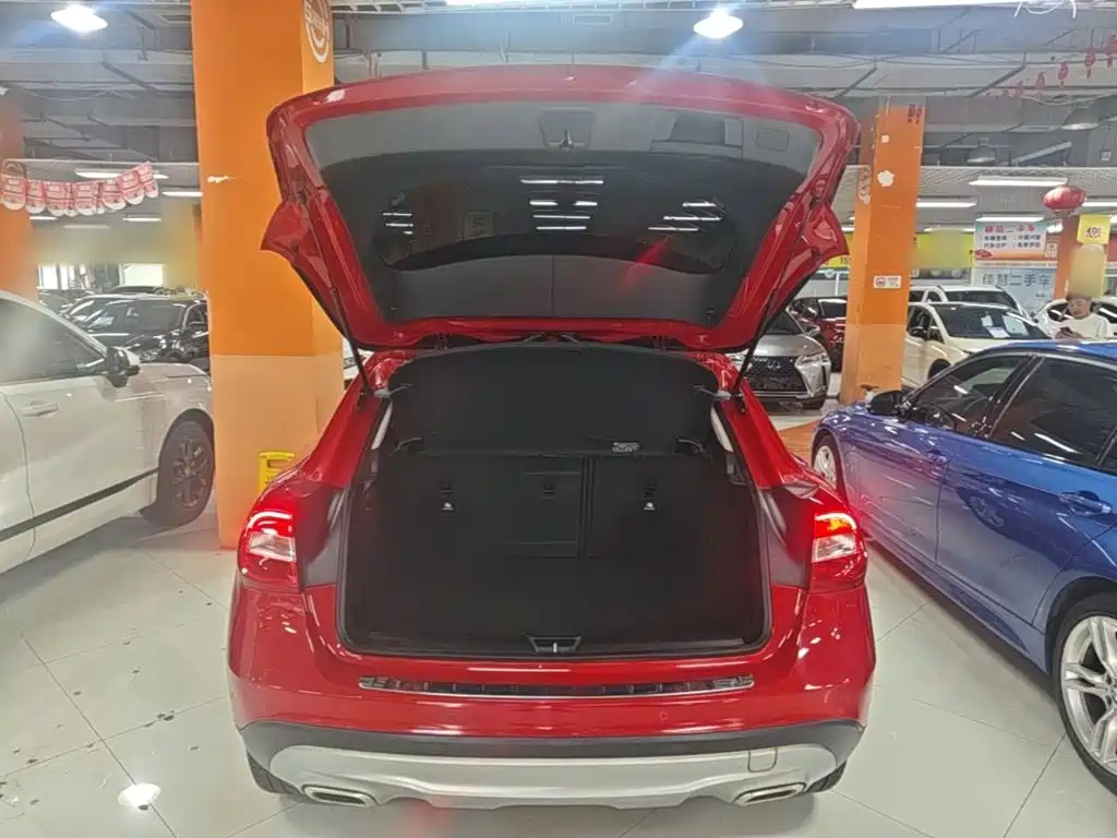 Mercedes-Benz GLA — миниатюра 19