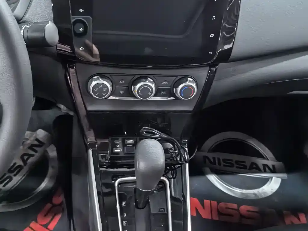 Nissan Sylphy — миниатюра 8