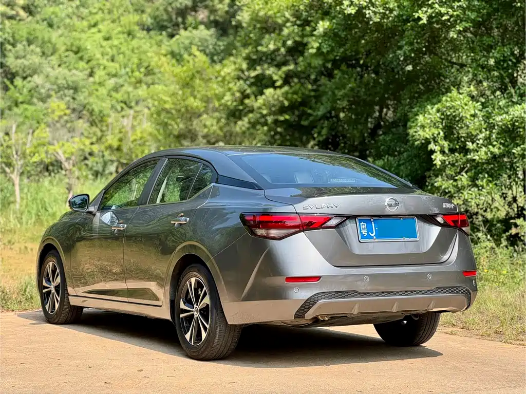 Nissan Sylphy — миниатюра 4
