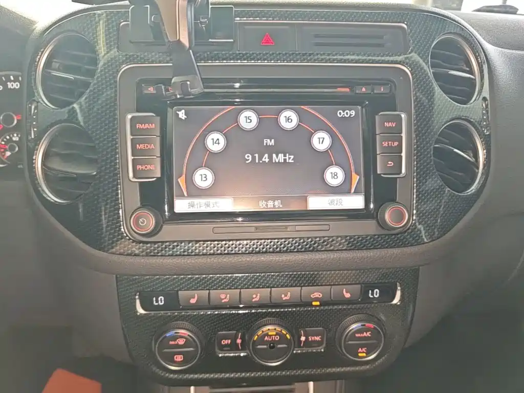 Volkswagen Tiguan — миниатюра 13