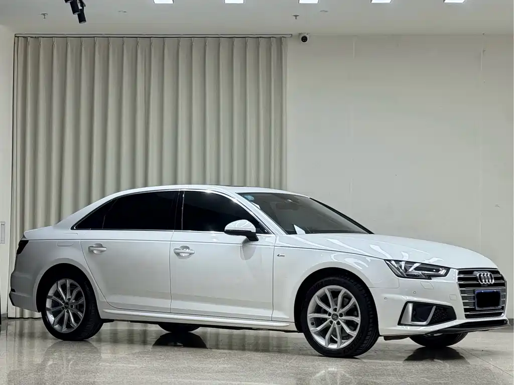 Audi A4L — миниатюра 3