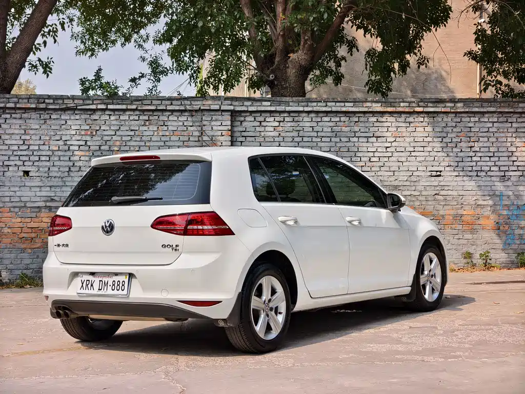 Volkswagen Golf — миниатюра 9