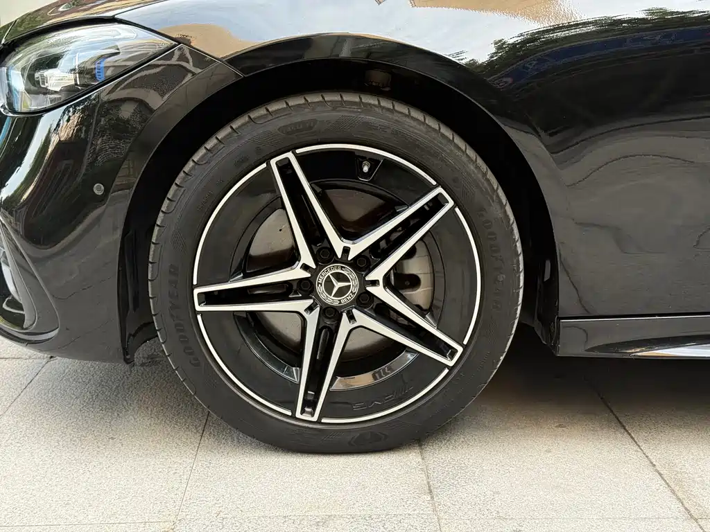 Mercedes-Benz C-Class — миниатюра 22