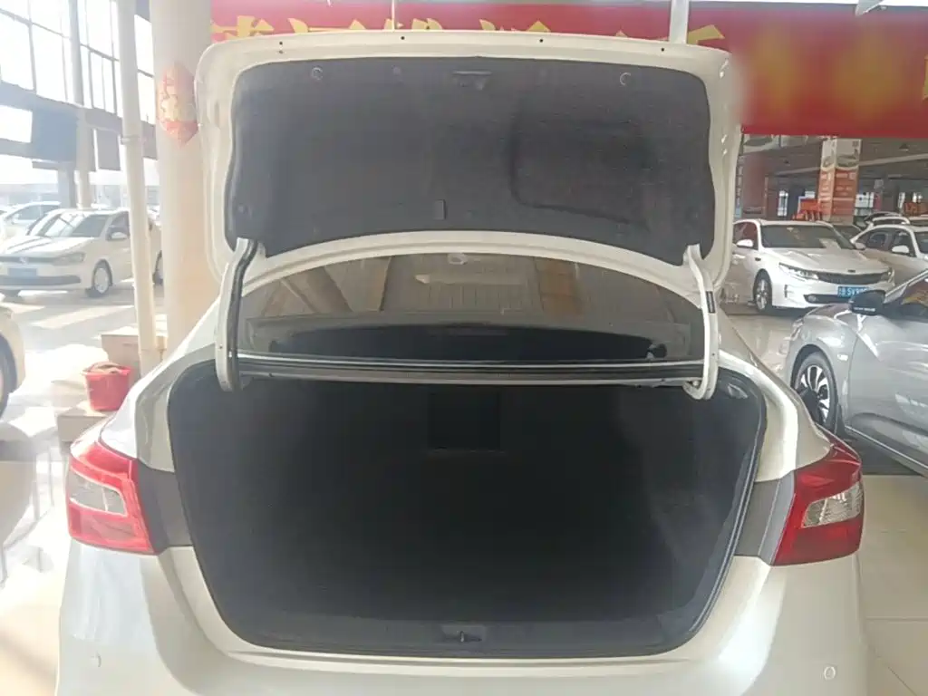 Nissan Sylphy — миниатюра 19