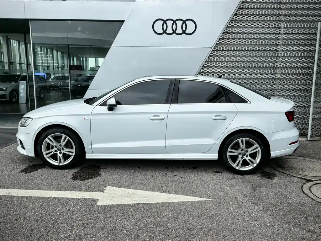 Audi A3 — миниатюра 3