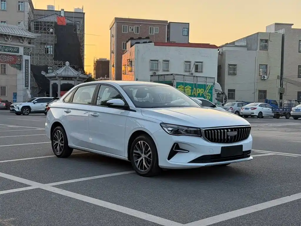 Geely Emgrand — миниатюра 3