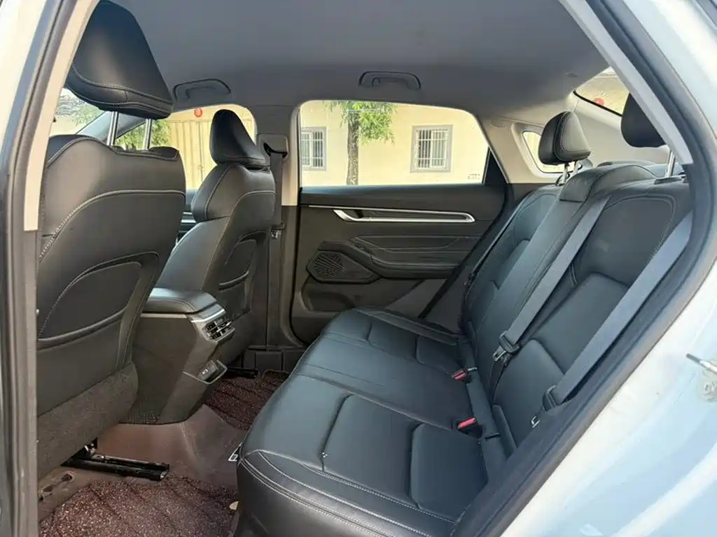Geely Emgrand — миниатюра 5