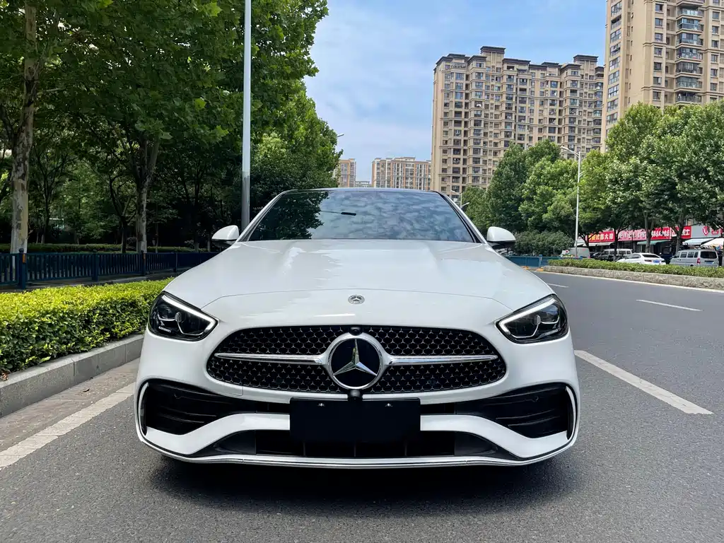 Mercedes-Benz C-Class 2022