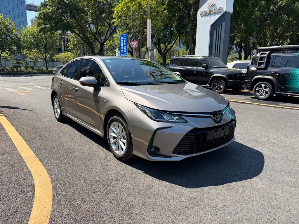 Toyota Corolla — миниатюра 3