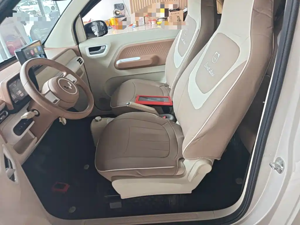 Wuling MINIEV — миниатюра 15