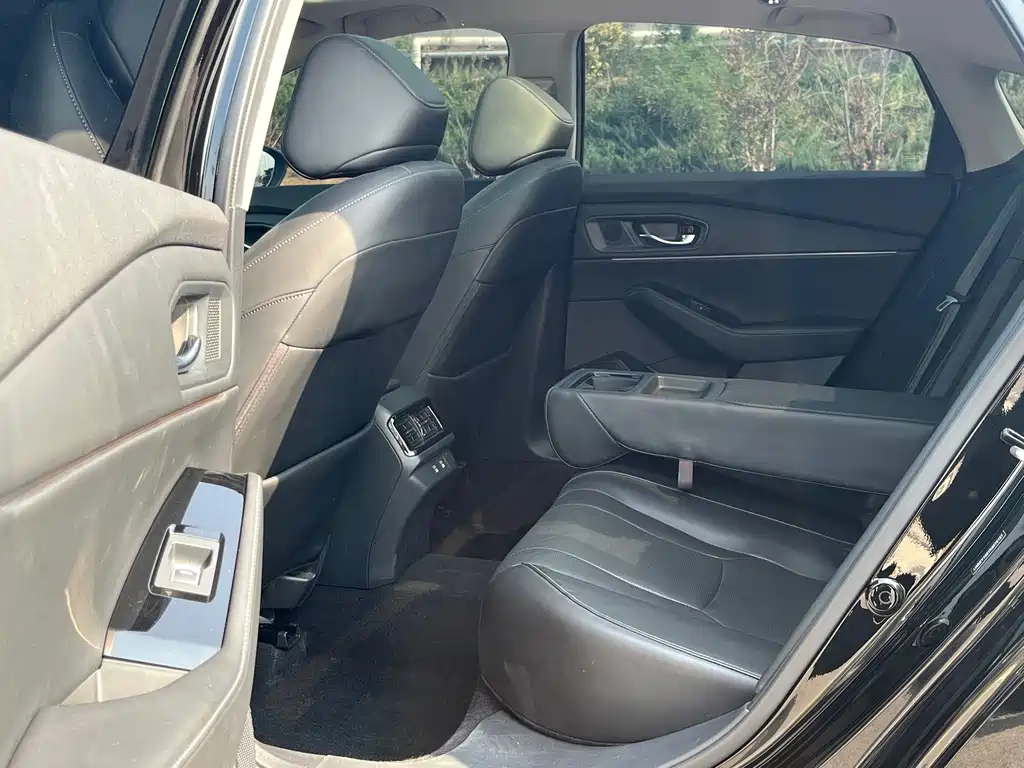 Honda Accord — миниатюра 21