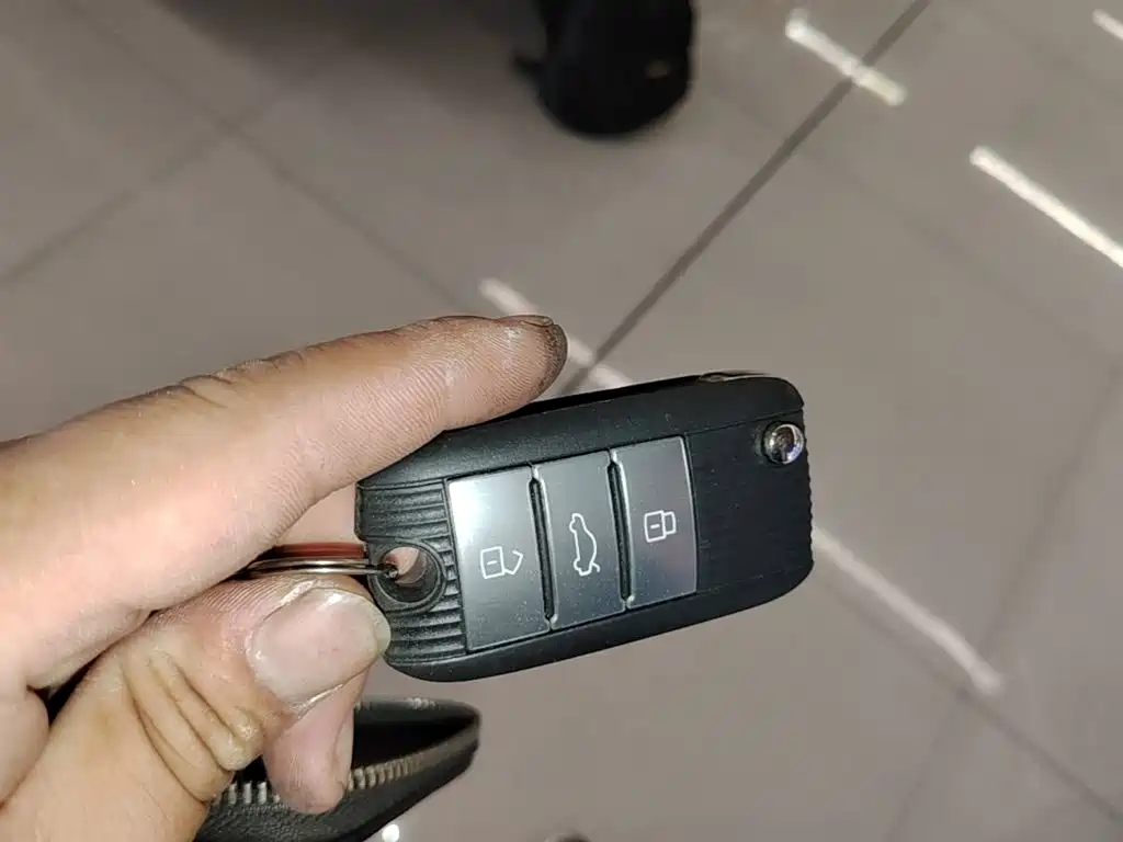 Roewe RX5 — миниатюра 9