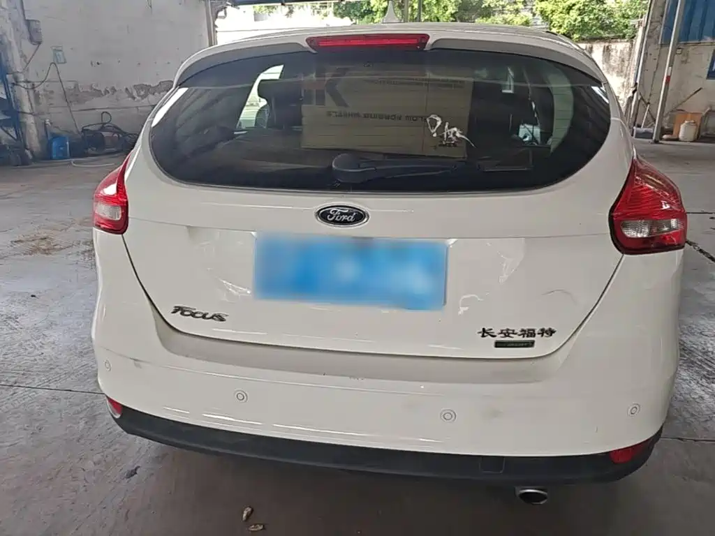 Ford Focus — миниатюра 6