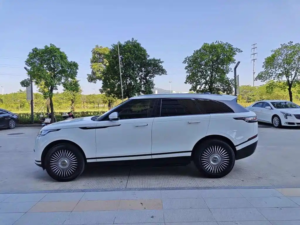 Land Rover Velar — миниатюра 3