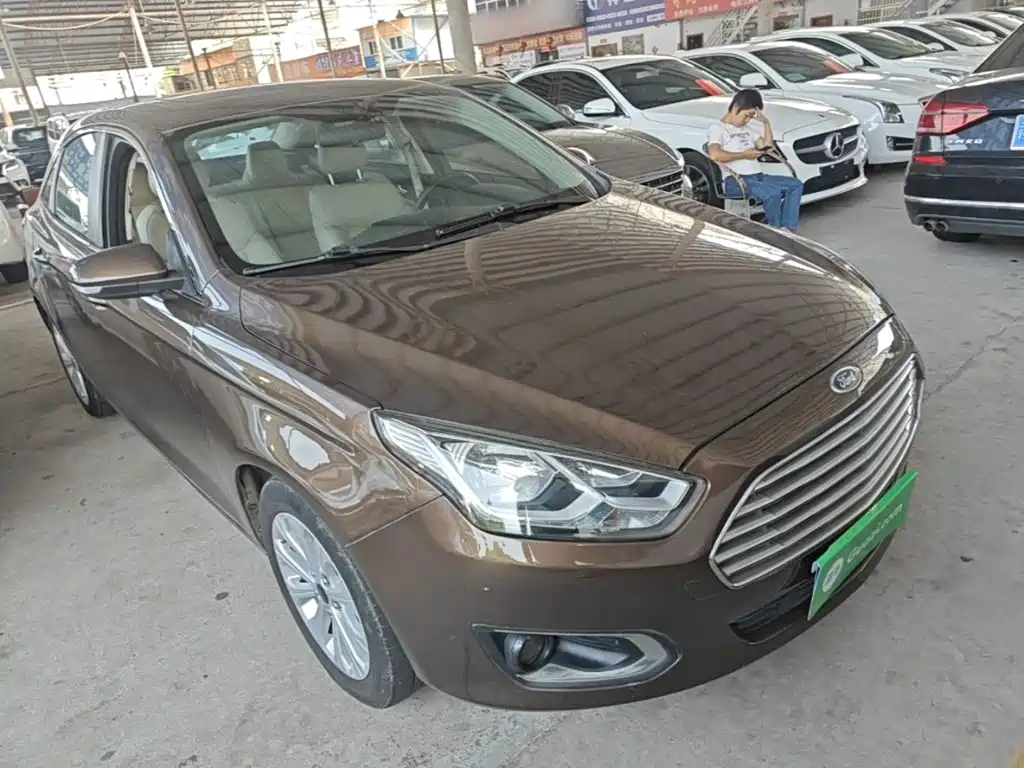 Ford Escort — миниатюра 4
