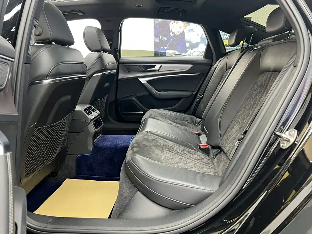 Audi A6L — миниатюра 44