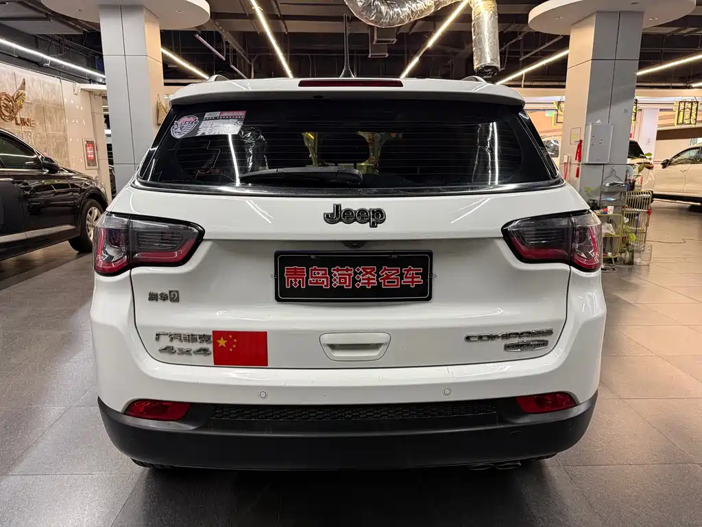 Jeep Compass — миниатюра 8