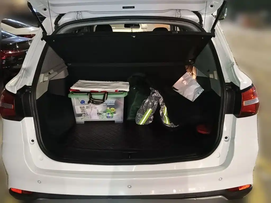 Roewe RX3 — миниатюра 20