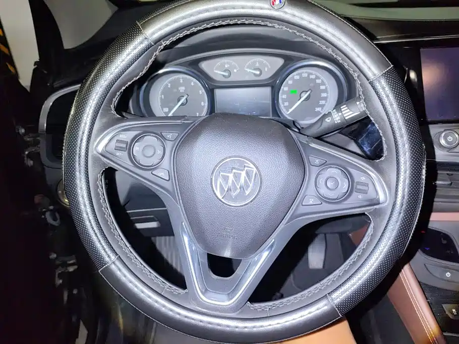 Buick Envision Plus — миниатюра 15
