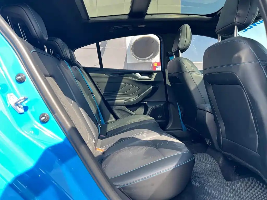 Ford Focus — миниатюра 17