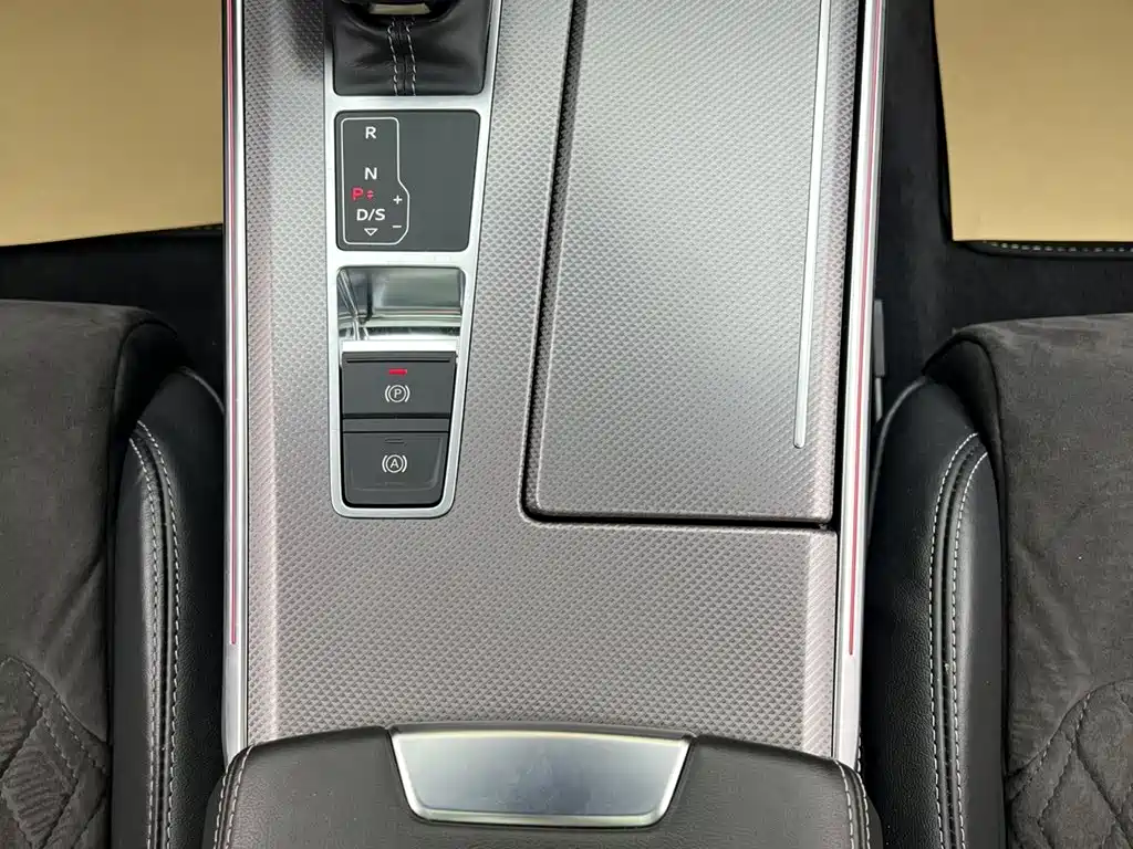 Audi A6L — миниатюра 22
