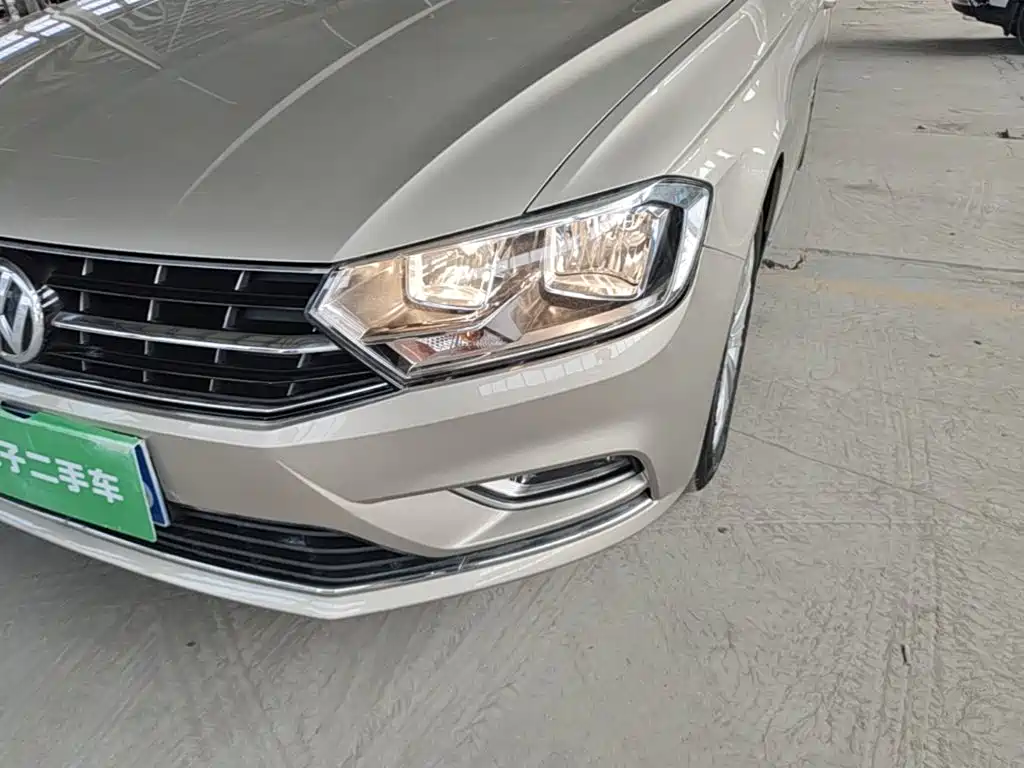Volkswagen Bora — миниатюра 24