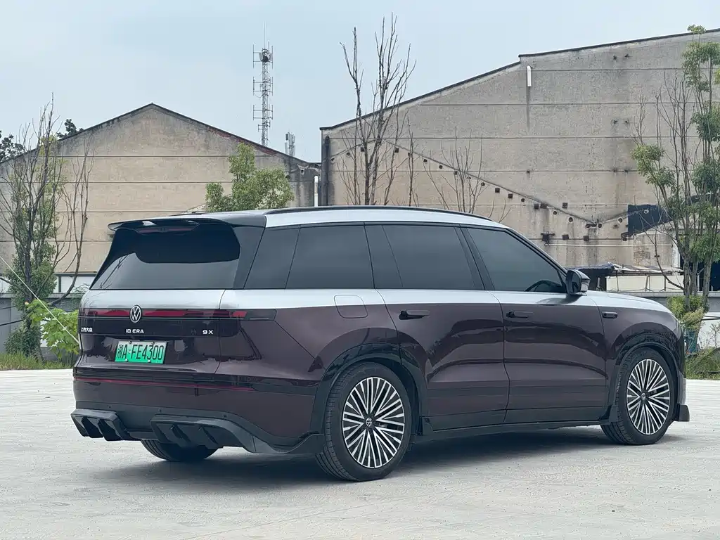 Volkswagen ID.ERA 9X — миниатюра 11