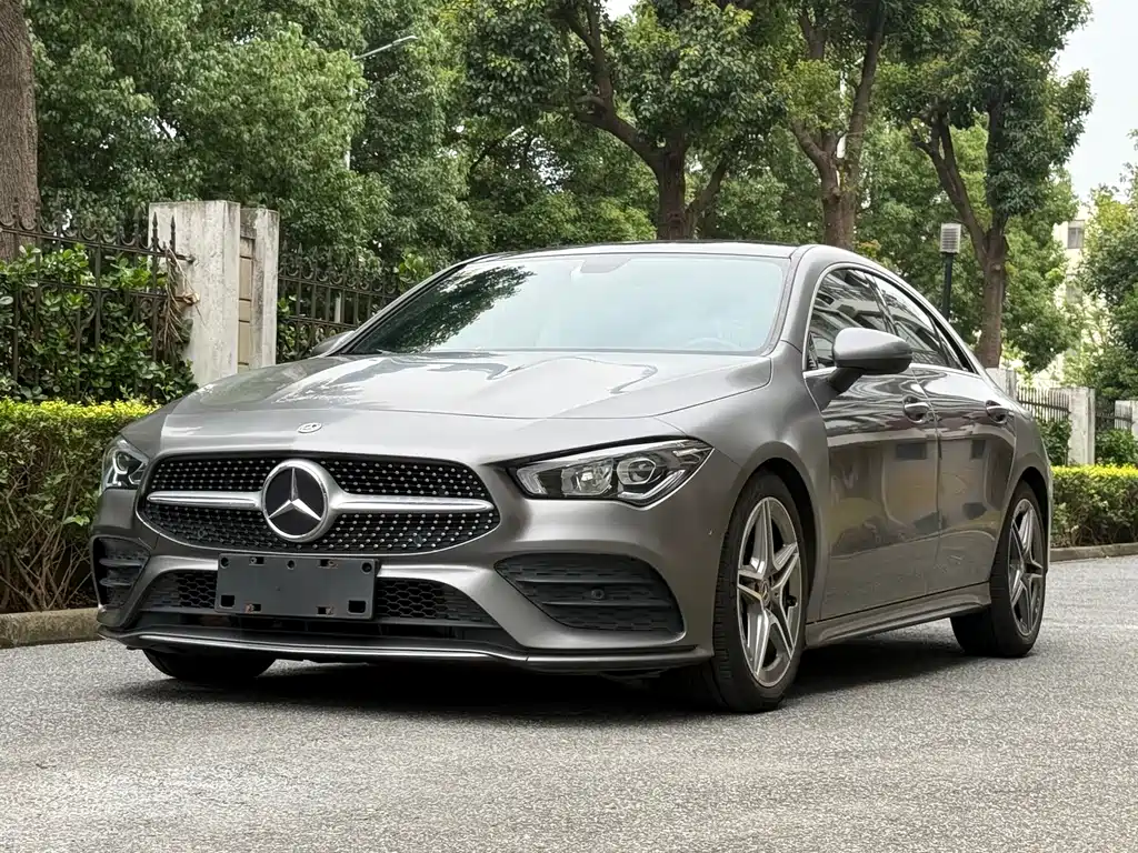Mercedes-Benz CLA