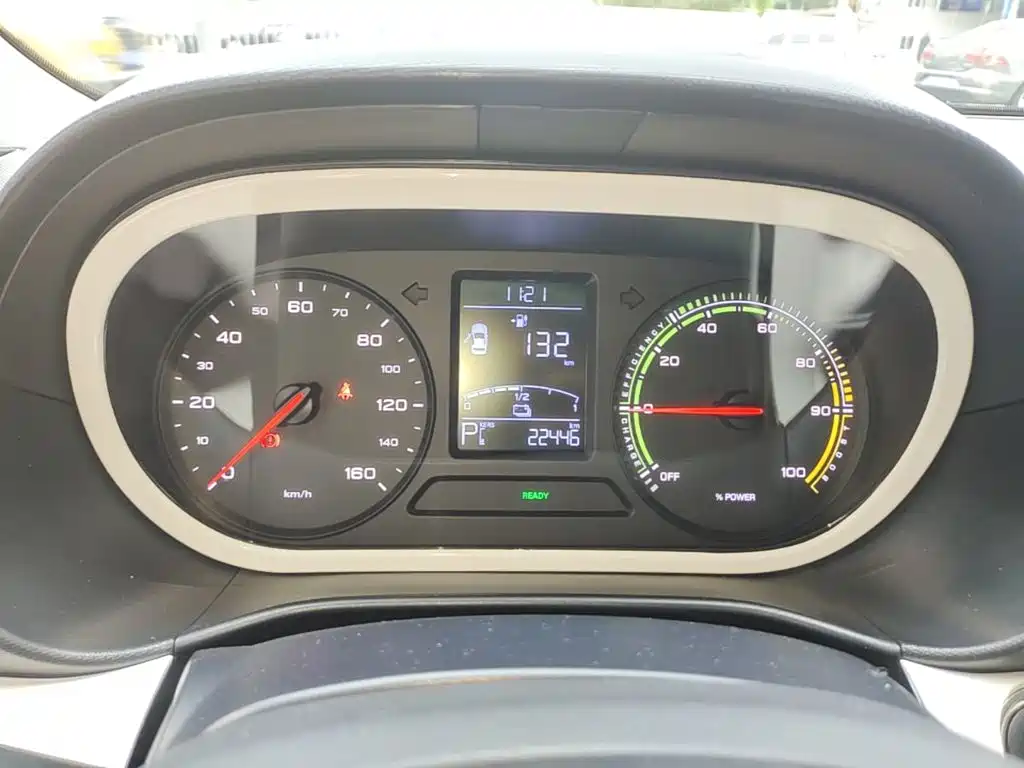 Roewe Clever — миниатюра 12