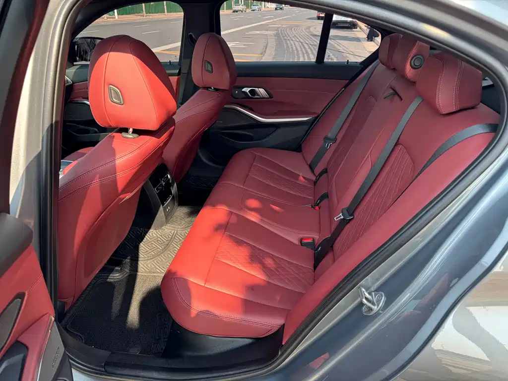 BMW 3 Series — миниатюра 11