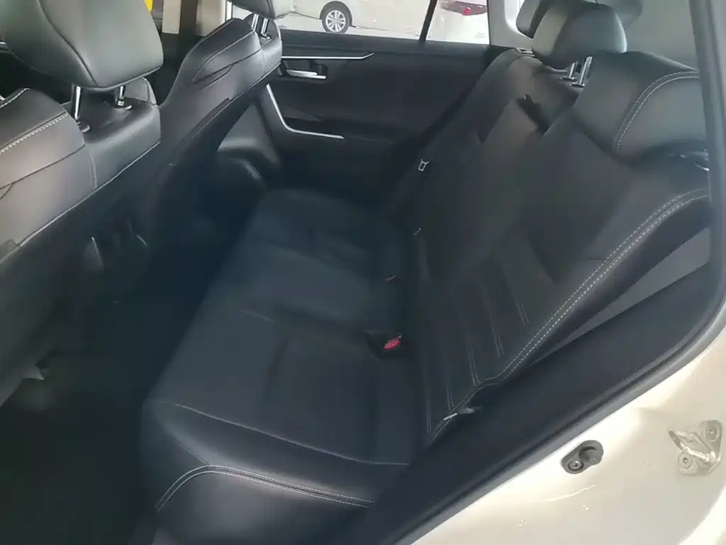Toyota Wildlander — миниатюра 17